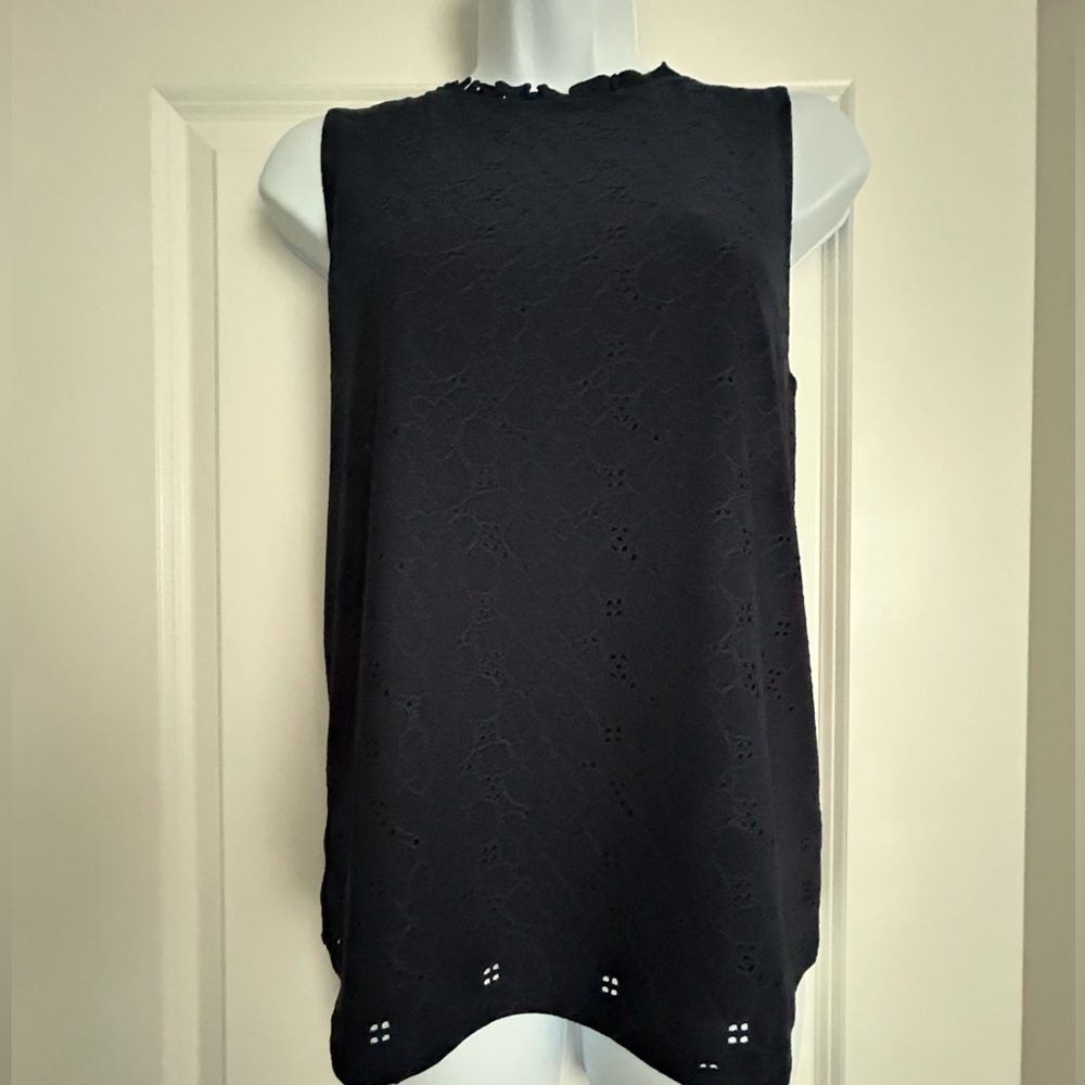 NWT Ann Taylor Factory Sleeveless Eyelet Navy Blouse Size Small